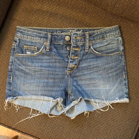 Universal Thread Pants - Universal thread button fly highwaisted shorts
